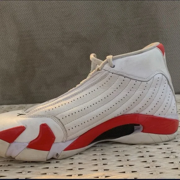 candy cane jordan 14s used but not much